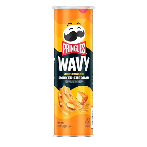 Pringles Batata Wavy Sabor Applewood Smoked Cheddar 137g