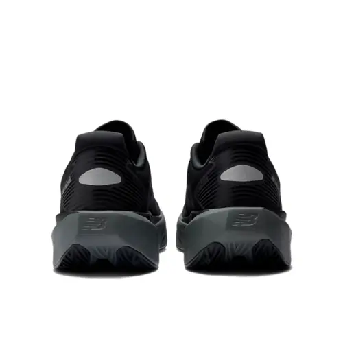 New Balance Tenis M Fuelcell Rebel V5
