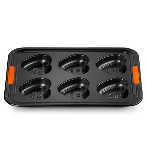 Le Creuset Forma Muffins Formato Coração Com Mensagens Matte Black