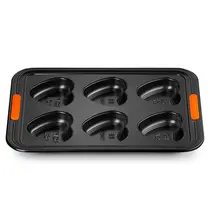 Le Creuset Forma Muffins Formato Coração Com Mensagens Matte Black