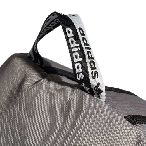 mochila adidas ryv