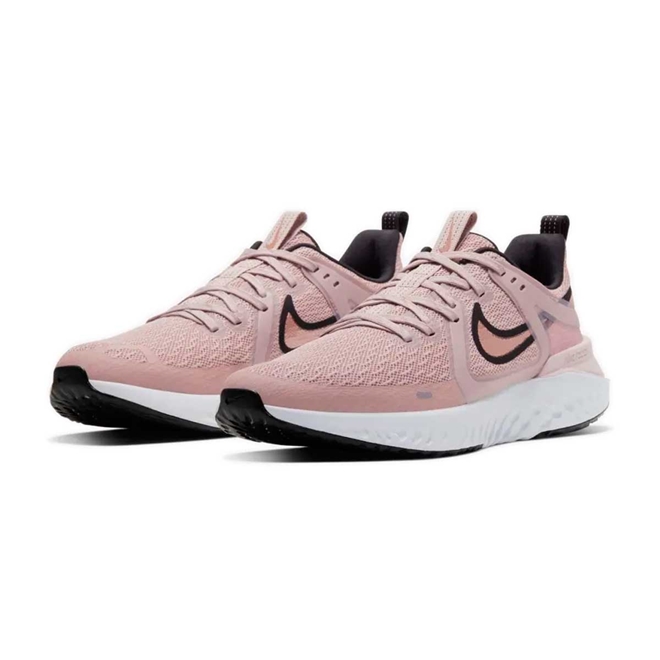 tenis nike legend react 2